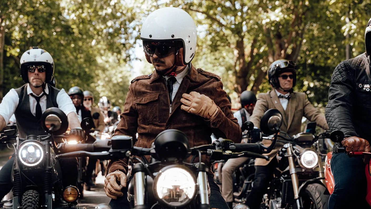 Gentleman motorcycle shop